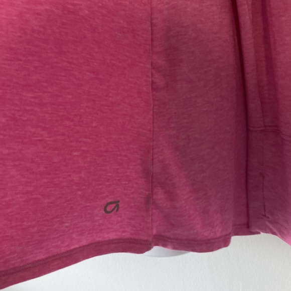 ⚡️Last Days! Gap Fit Active Thumb Hole Split Open Back Tie Knot Top S - Picture 10 of 10